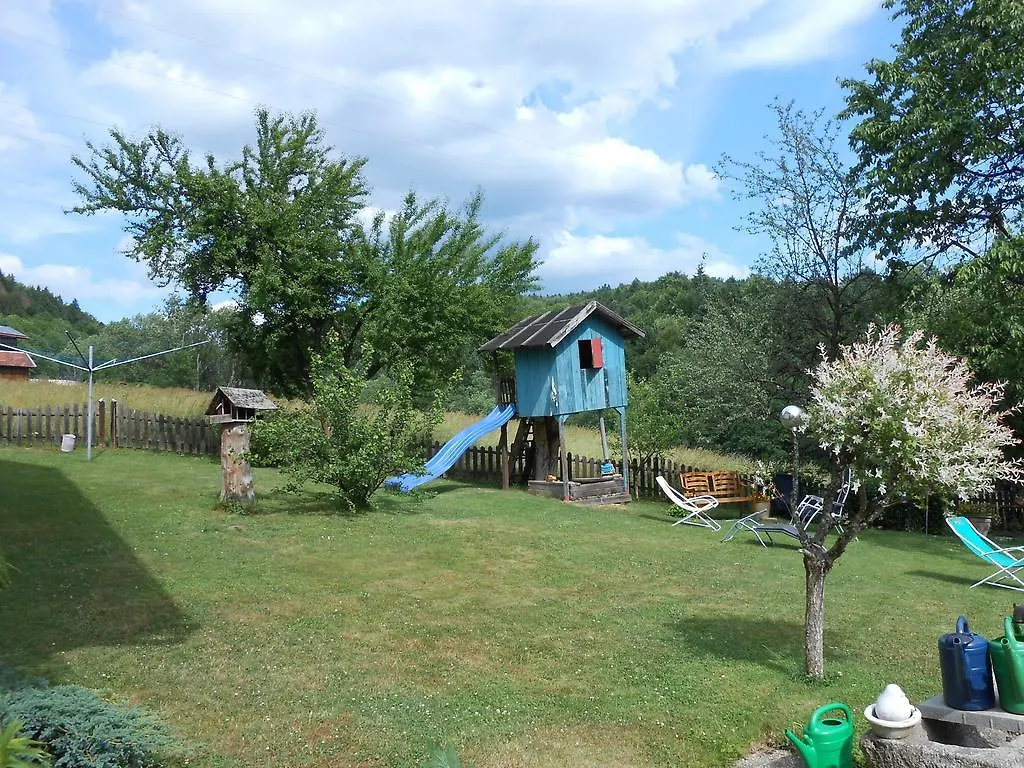 Ferienwohnung Gross غرافناو
